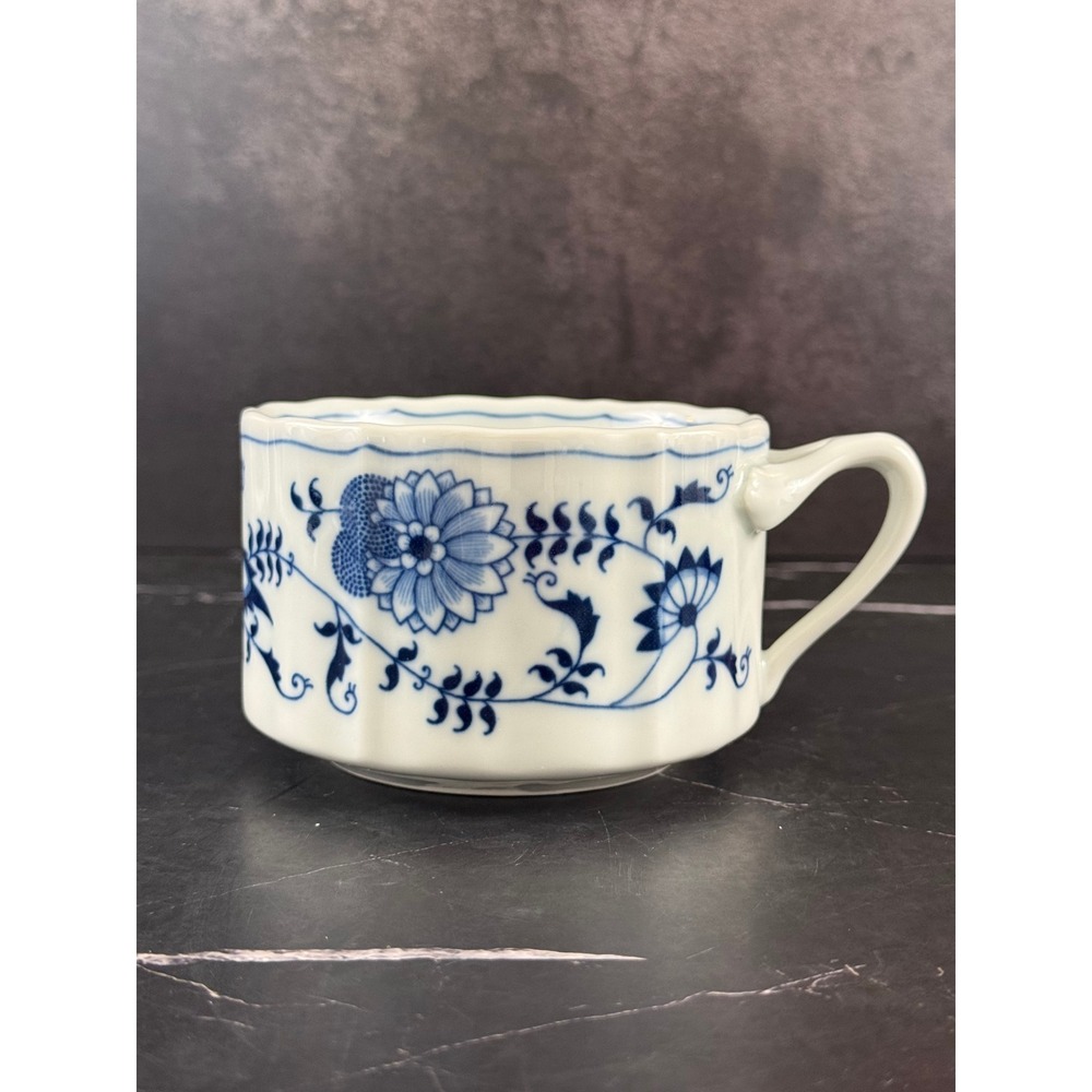 Vintage Blue Danube Blue Onion 3in Tall Soup Mug Rectangle Stamp EUC!